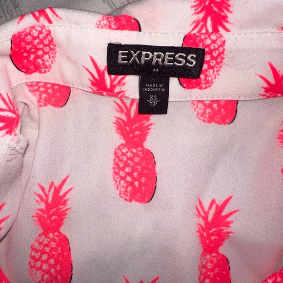Express Blouse - Picture 2 of 2